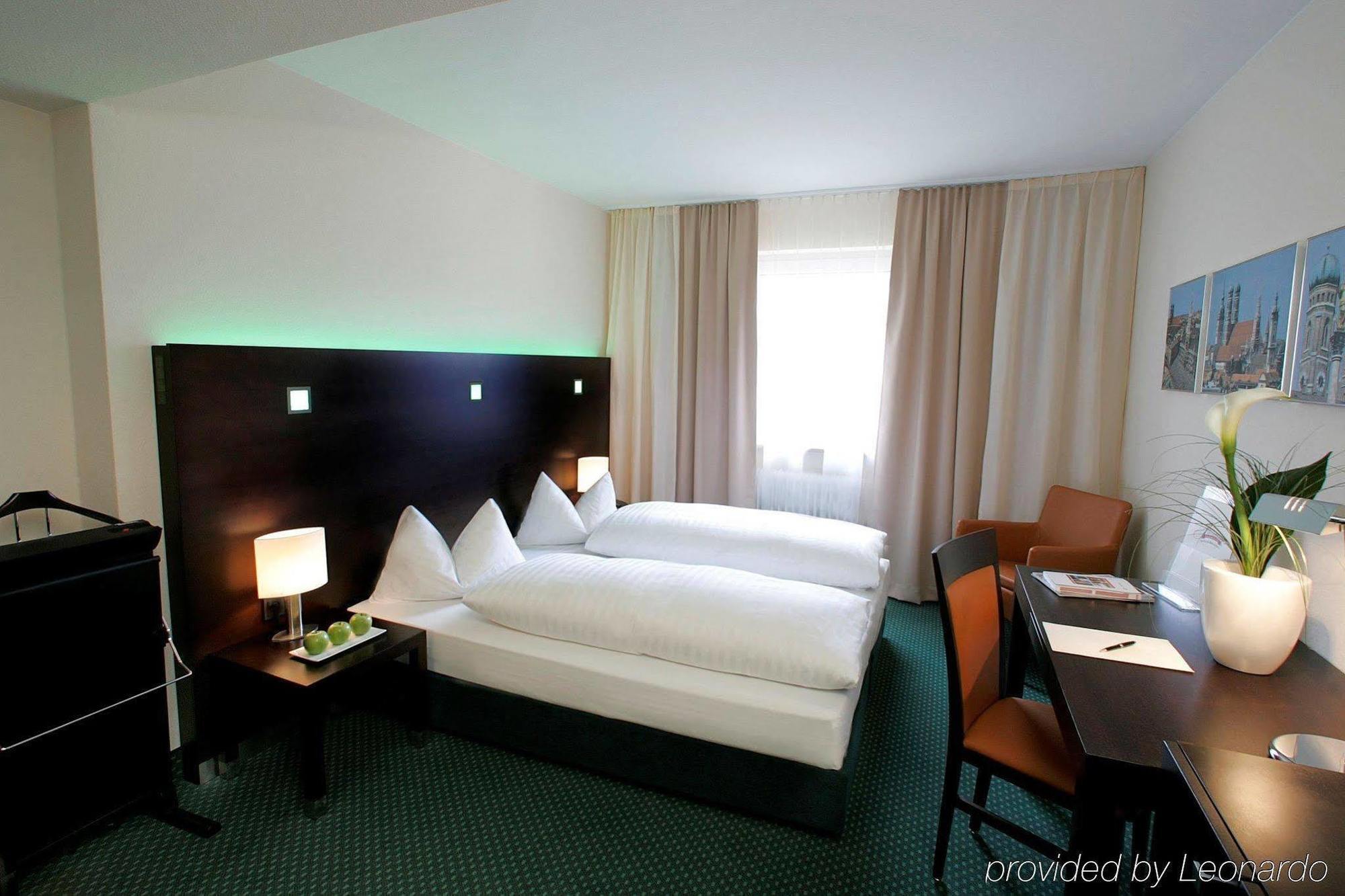 Flemings Hotel Frankfurt Hamburger Allee Франкфурт-на-Майне Номер фото